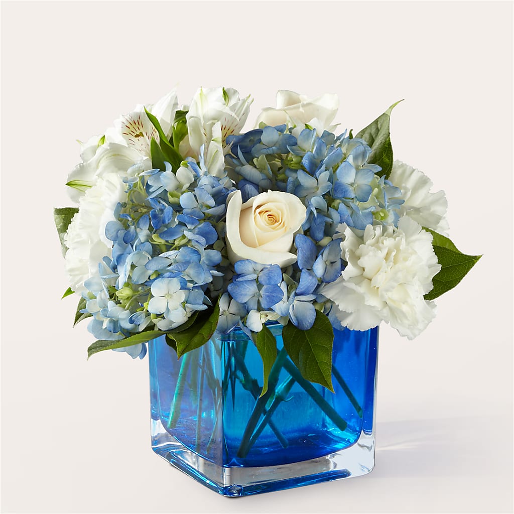 Soothing Waters Bouquet – David Flowers Gifts And Interiors, Oklahoma City OK