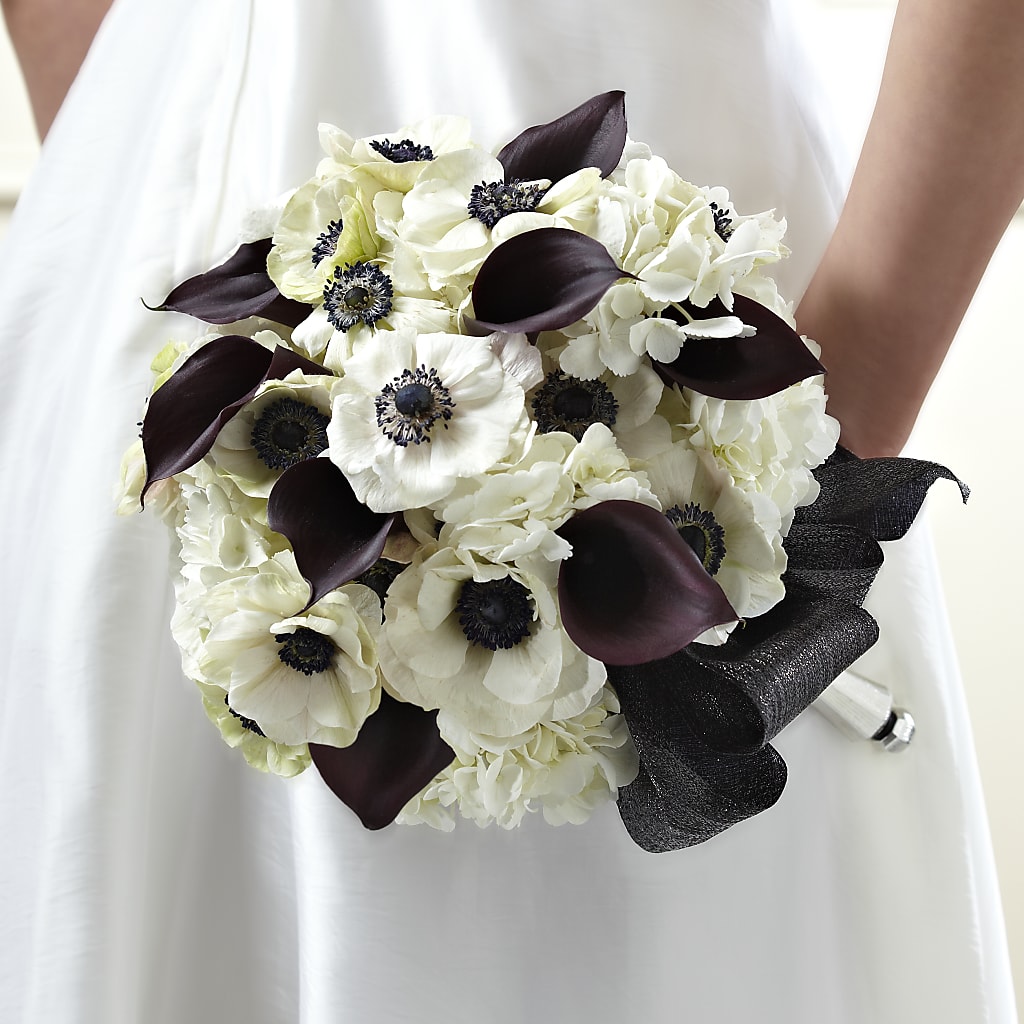 To Have and To Hold Bouquet – David Flowers Gifts And Interiors, Oklahoma City OK