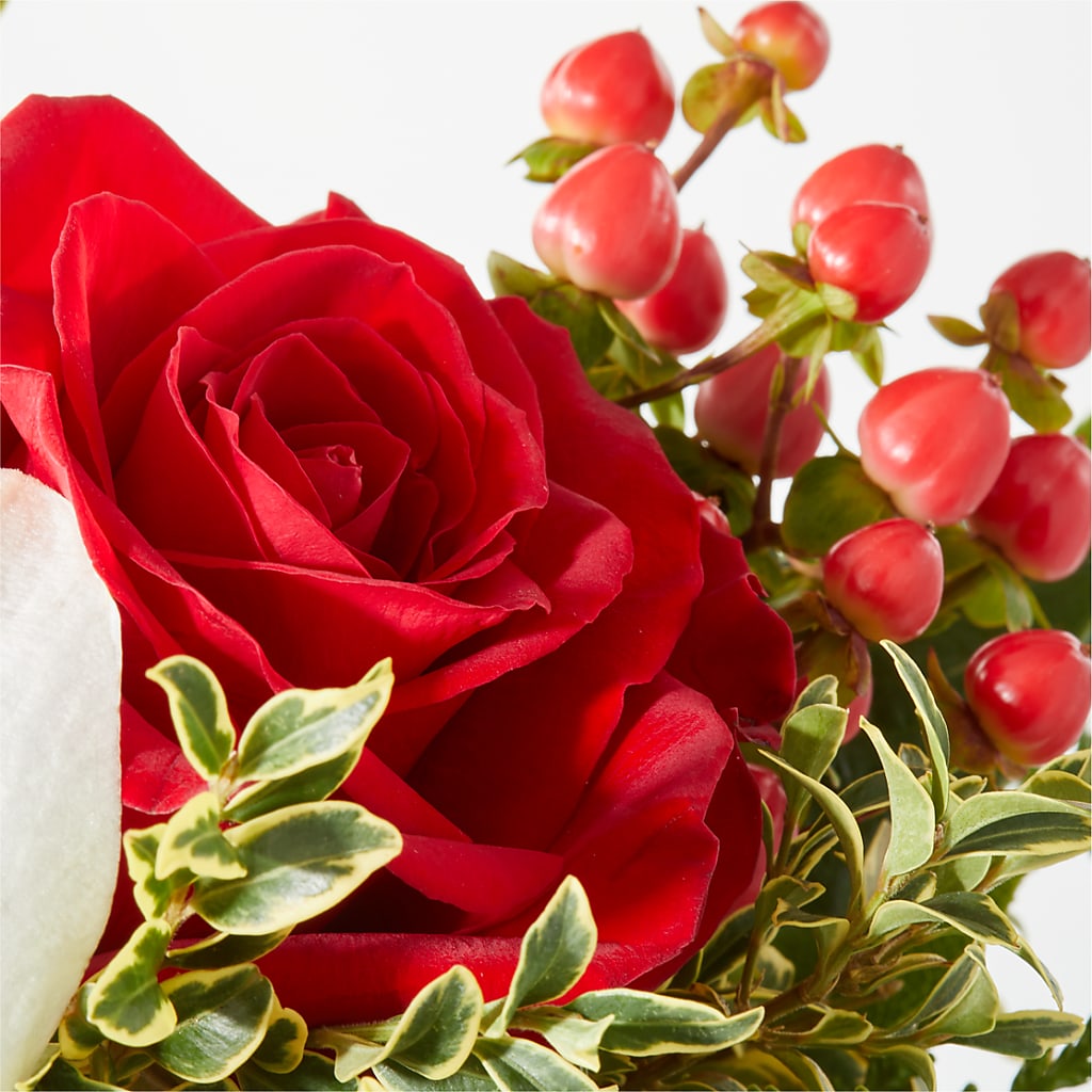 Snowy Wonderland Bouquet –  David Flowers Gifts And Interiors, Oklahoma City OK